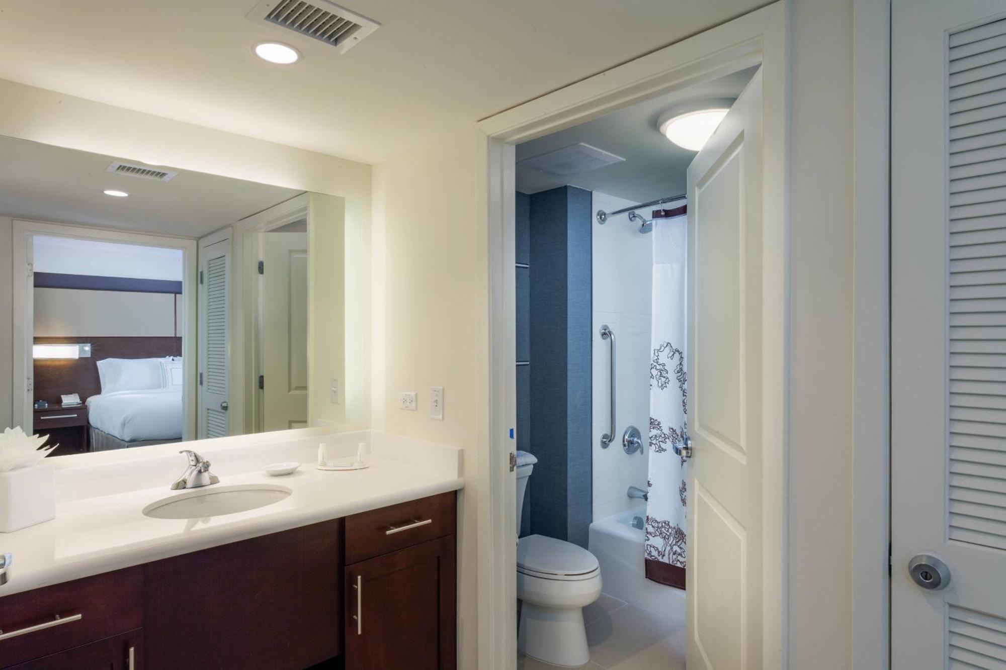 Four Points Residence Inn By Marriott Austin Lake Austin/River Place מראה חיצוני תמונה
