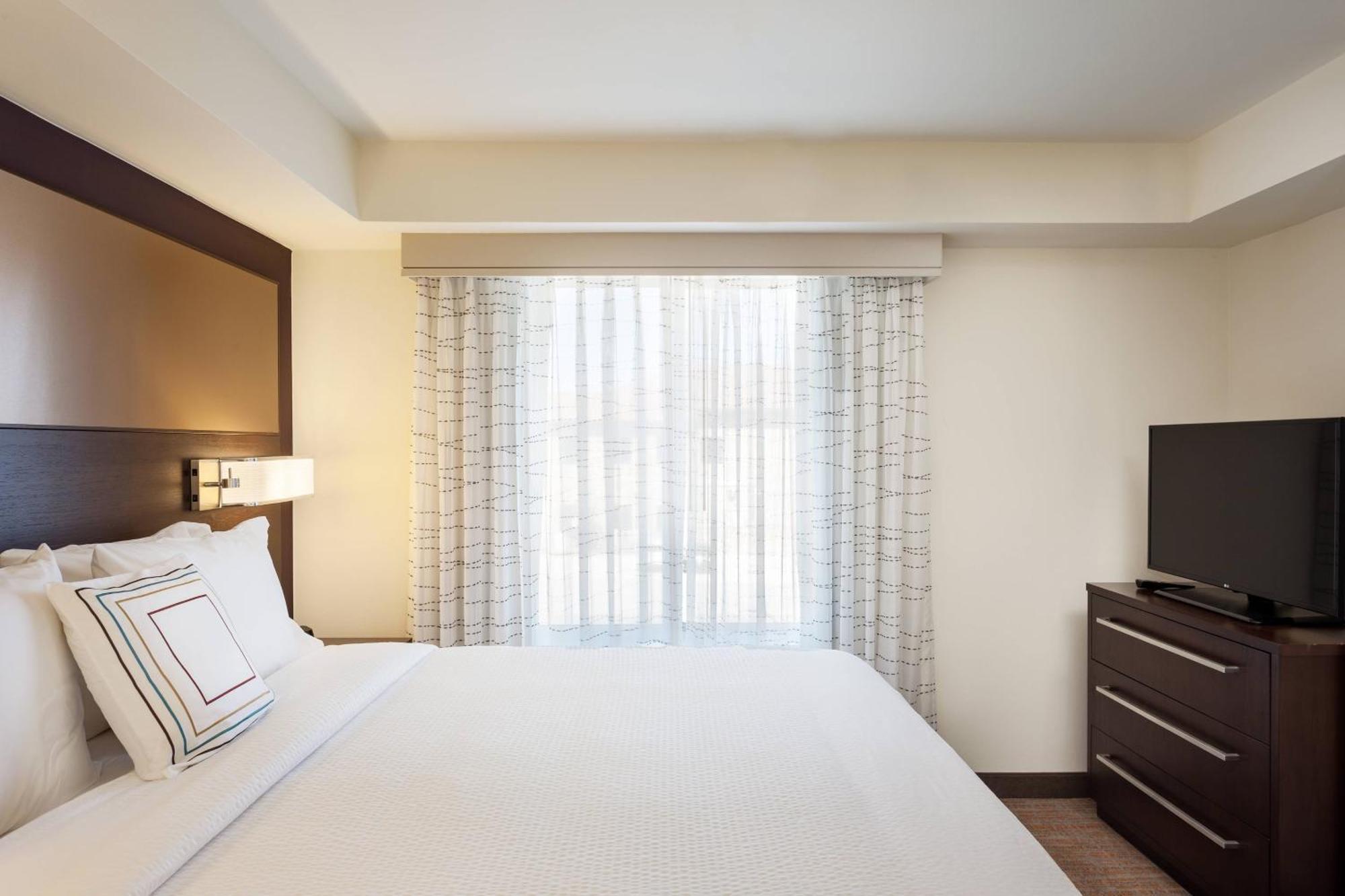 Four Points Residence Inn By Marriott Austin Lake Austin/River Place מראה חיצוני תמונה